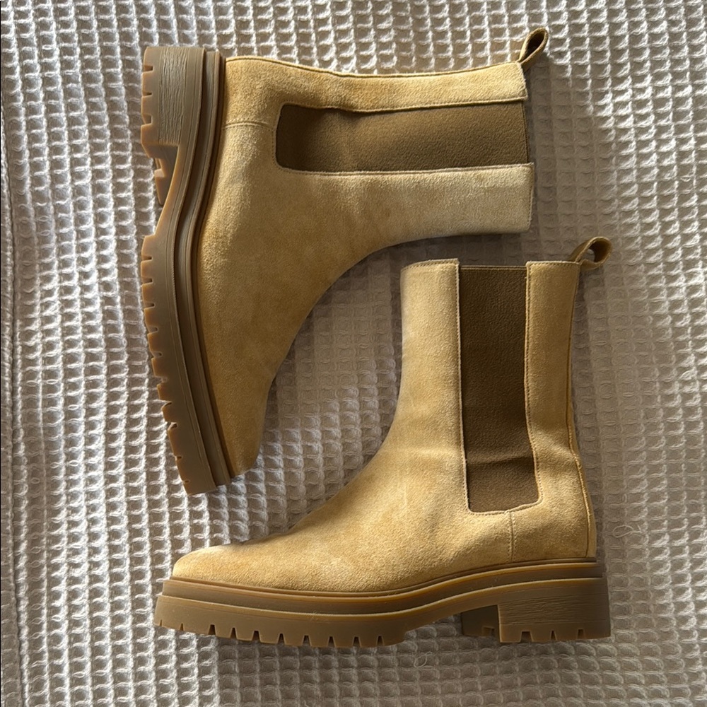 Tan Suede Lugsole Chelsea Boots